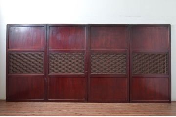 アンティーク建具　極上品!!　美品!!　総欅(ケヤキ)材　一枚板　上質な和の空間を演出する組子入り漆塗りの帯戸4枚セット(引き戸、板戸)(R-082004)