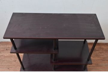 中古　美品　茶道具　本漆溜塗りの色合いが美しい違い棚(茶棚、収納棚、飾り棚、オープンラック)(定価約16万円)(R-082013)