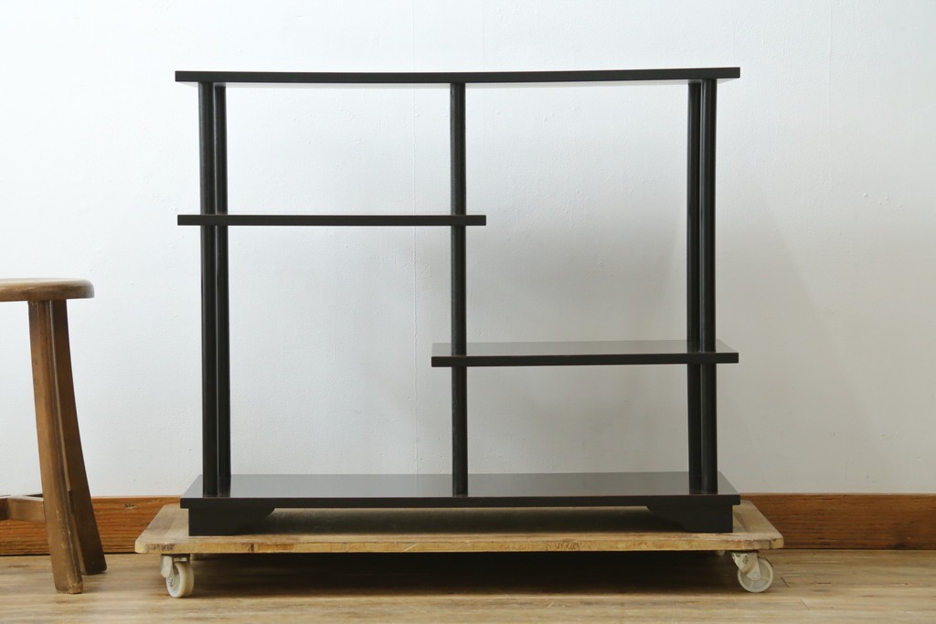 中古　美品　茶道具　本漆溜塗りの色合いが美しい違い棚　定価約16万円　(R-082013)