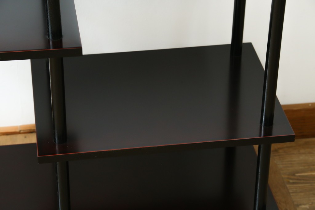 中古　美品　茶道具　本漆溜塗りの色合いが美しい違い棚　定価約16万円　(R-082013)
