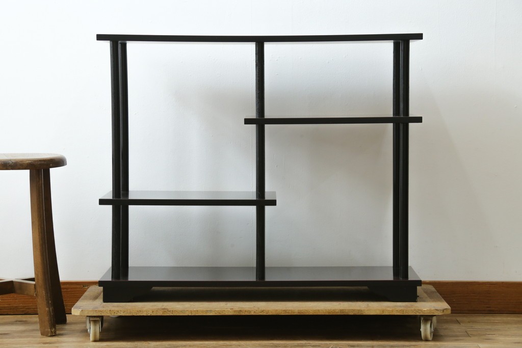 中古　美品　茶道具　本漆溜塗りの色合いが美しい違い棚　定価約16万円　(R-082013)