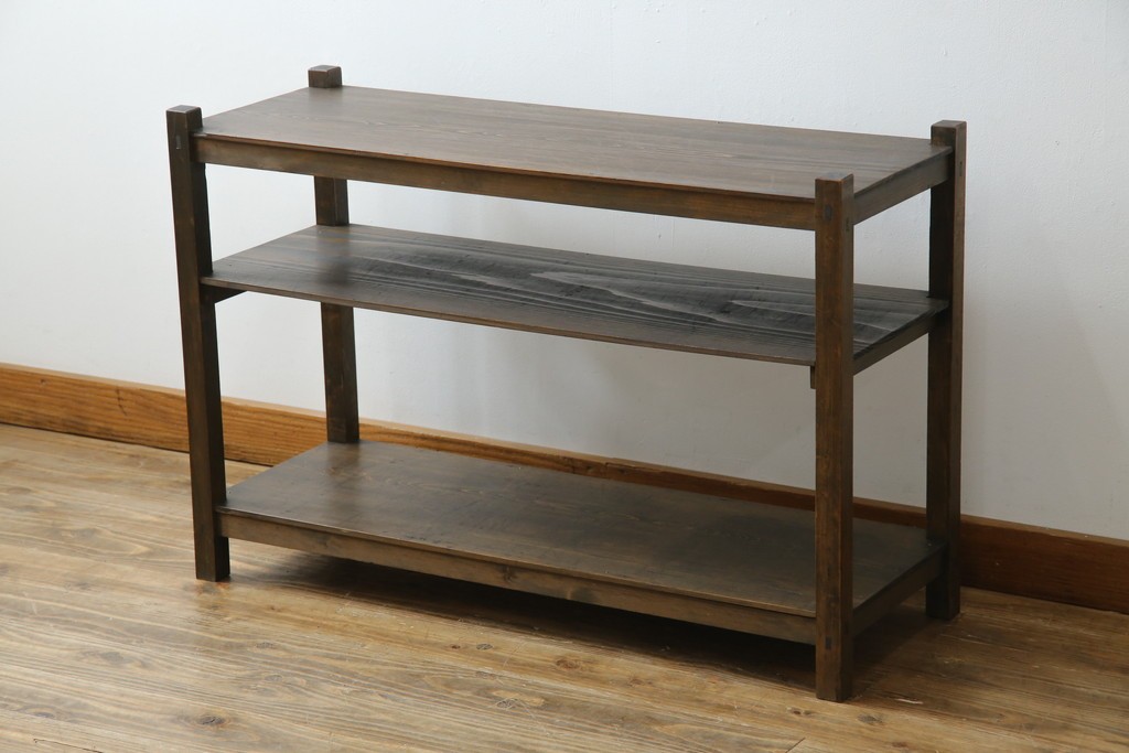 和製アンティーク　シンプルで簡素なデザインが取り入れやすい飾り棚　(R-082014)