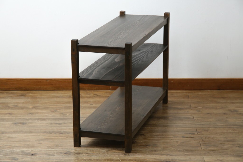 和製アンティーク　シンプルで簡素なデザインが取り入れやすい飾り棚　(R-082014)