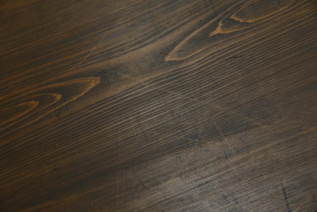 和製アンティーク　シンプルで簡素なデザインが取り入れやすい飾り棚　(R-082014)