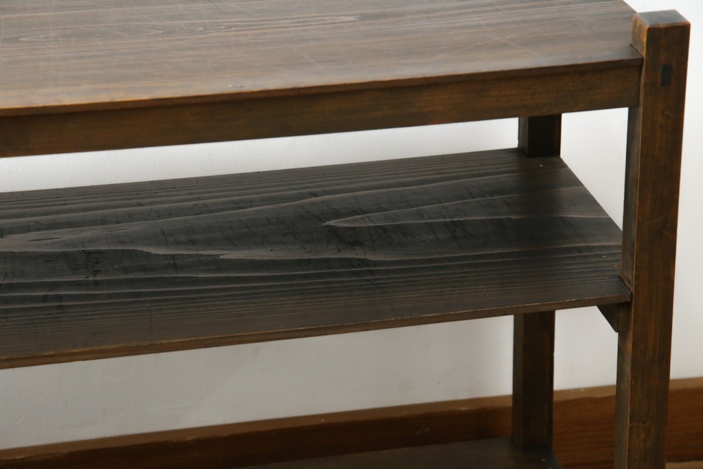 和製アンティーク　シンプルで簡素なデザインが取り入れやすい飾り棚　(R-082014)