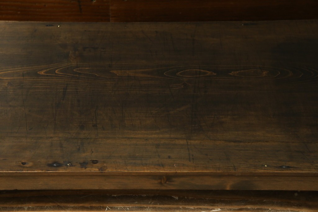 和製アンティーク　シンプルで簡素なデザインが取り入れやすい飾り棚　(R-082014)