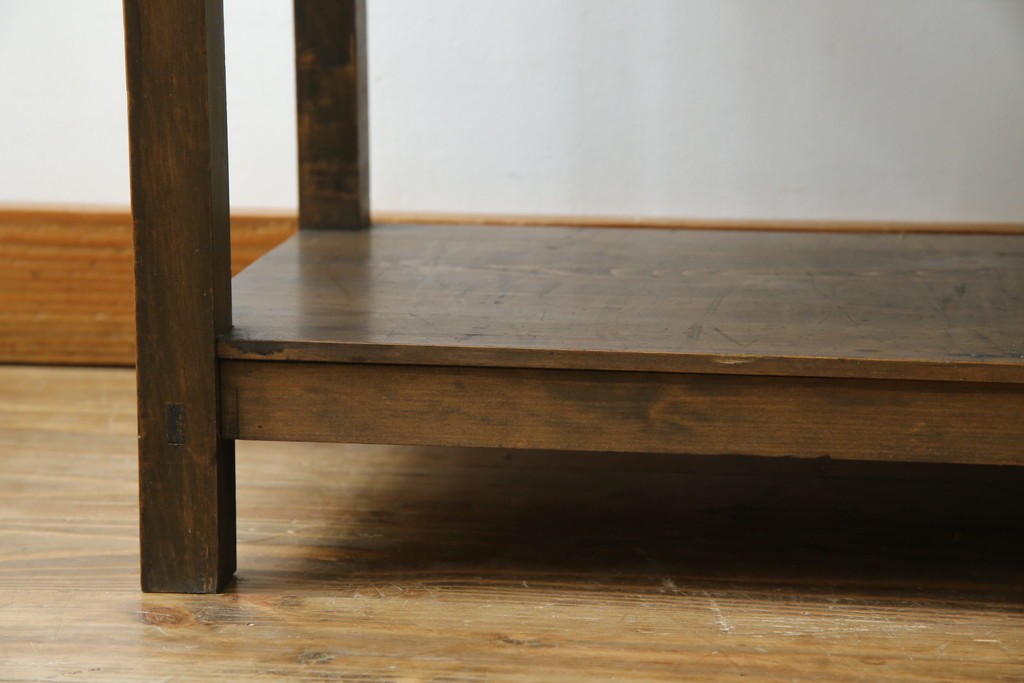 和製アンティーク　シンプルで簡素なデザインが取り入れやすい飾り棚　(R-082014)