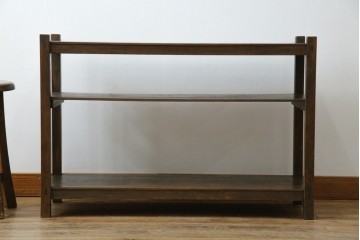 和製アンティーク　シンプルで簡素なデザインが取り入れやすい飾り棚　(R-082014)