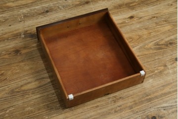 中古　ヘンレドン(HENREDON)　李朝　シノワズリ(chinoiserie)デザイン　オリエンタルなデザインが目を引くサイドテーブル　(R-082016)