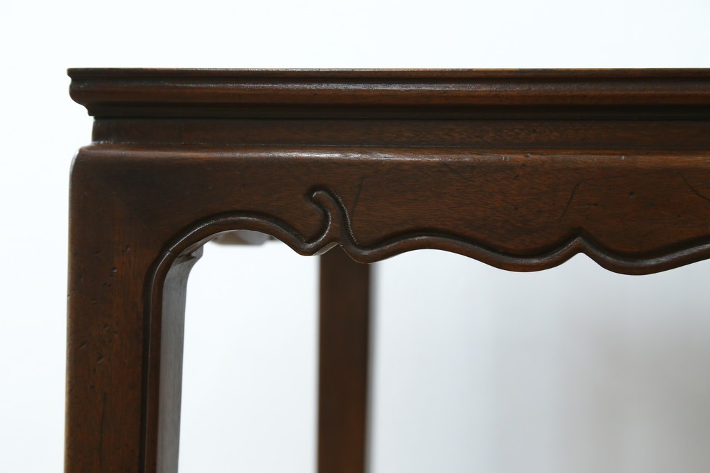 中古　ヘンレドン(HENREDON)　李朝　シノワズリ(chinoiserie)デザイン　オリエンタルなデザインが目を引くサイドテーブル　(R-082016)
