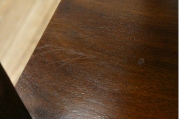 中古　ヘンレドン(HENREDON)　李朝　シノワズリ(chinoiserie)デザイン　オリエンタルなデザインが目を引くサイドテーブル　(R-082016)