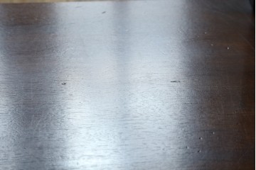 中古　ヘンレドン(HENREDON)　李朝　シノワズリ(chinoiserie)デザイン　オリエンタルなデザインが目を引くサイドテーブル　(R-082016)