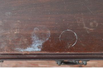中古　ETHAN ALLEN(イーセンアーレン)　格調高いクラシカルな雰囲気の小さなサイドチェスト(小チェスト、ナイトチェスト、引き出し、米国)(R-082017)