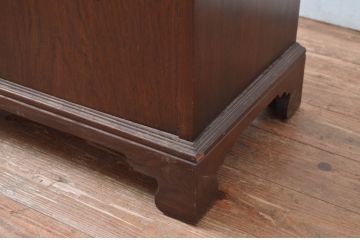 中古　ETHAN ALLEN(イーセンアーレン)　格調高いクラシカルな雰囲気の小さなサイドチェスト(小チェスト、ナイトチェスト、引き出し、米国)(R-082017)