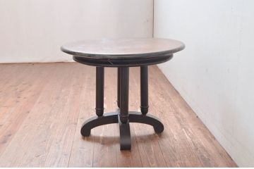 和製アンティーク　かわいいデザイン!!　コロンとしたデザインが魅力の可愛らしいカフェテーブル(コーヒーテーブル、丸テーブル、サイドテーブル、ラウンドテーブル)(R-082020)
