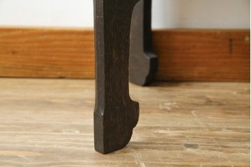 和製アンティーク　総欅(ケヤキ)材　脚のデザインが特徴的な花台(ローテーブル、展示台、飾り棚、座卓、座机)(R-082021)