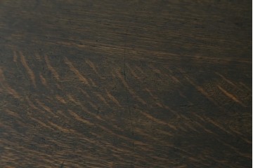 和製アンティーク　楢(ナラ)材　脚の透かし彫りが目を引くサイドテーブル　(R-082025)