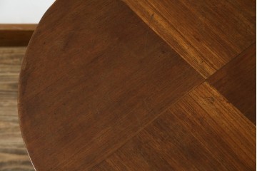 和製アンティーク　天板パーケットリー　洋風デザイン　緩やかな猫脚が魅力的なラウンドコーヒーテーブル　(R-082026)