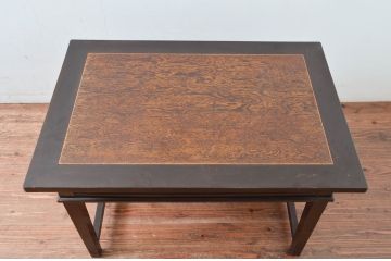 和製アンティーク　上手物!!　ツートンカラートップ　古い洋館の作りの良い、ツートンカラートップ洋風テーブル(カフェテーブル、コーヒーテーブル、リビングテーブル、センターテーブル、飾り台)(R-082031)