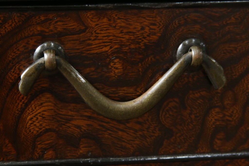 和製アンティーク　欅(ケヤキ)材　美しい杢目が魅力的な長火鉢　(R-082032)