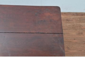 アジアンアンティーク　李朝家具　希少なロータイプ　松材　歴史を感じるデザインの長持ち風ローテーブル(トンケ、銭函、テレビ台、TVボード、テレビボード、TV台、センターテーブル、収納箱、収納付きベンチ、スツール、店舗什器)(R-082036)