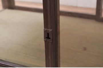 和製アンティーク　激レアデザイン　図録級!!　凝った意匠が目を惹く古いタバコ屋のガラスケース(ショーケース、Gケース、コレクションケース、ディスプレイケース、飾り棚、陳列棚、店舗什器)(R-082037)