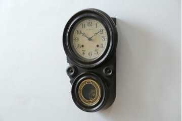 和製アンティーク　明治期より受け継がれた古い木味が魅力のだるま時計　(R-082044)