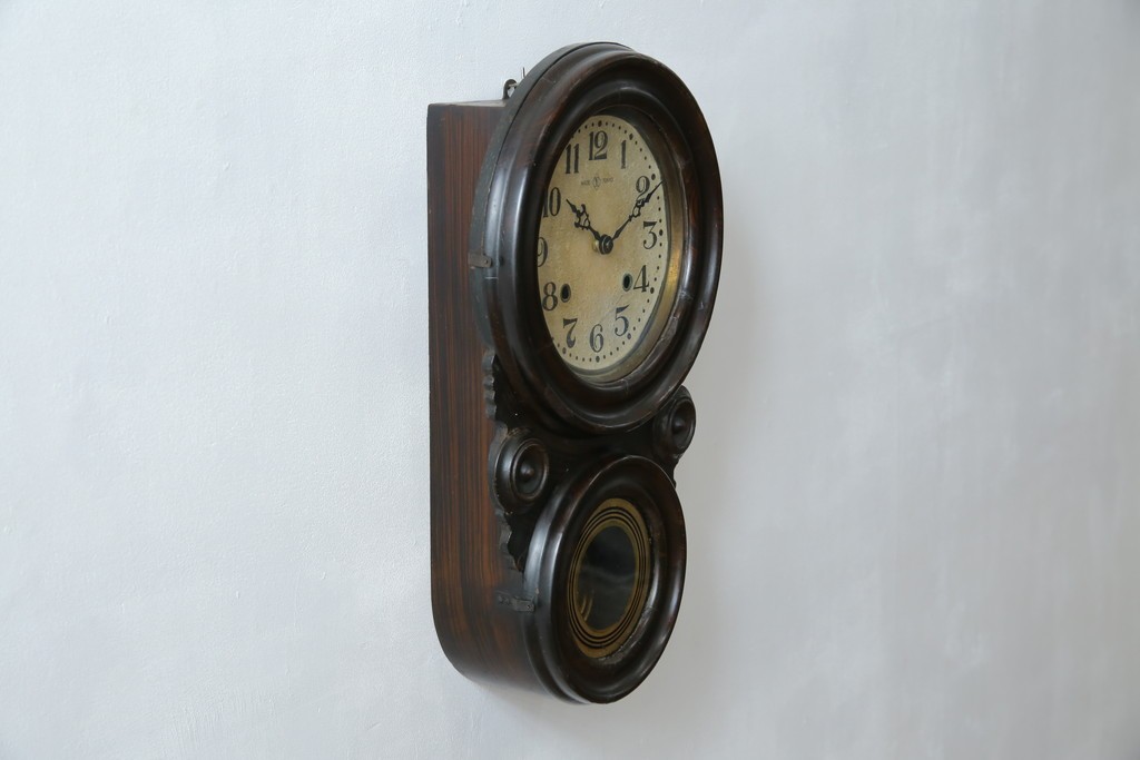 和製アンティーク　明治期より受け継がれた古い木味が魅力のだるま時計　(R-082044)