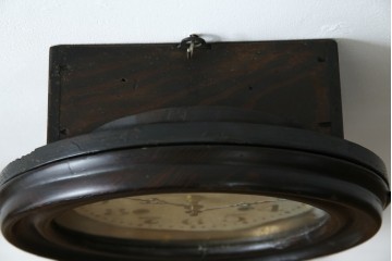 和製アンティーク　明治期より受け継がれた古い木味が魅力のだるま時計　(R-082044)