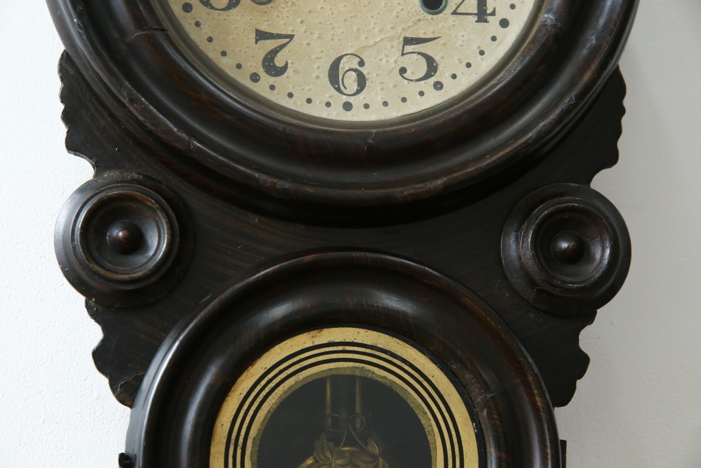 和製アンティーク　明治期より受け継がれた古い木味が魅力のだるま時計　(R-082044)