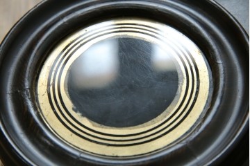 和製アンティーク　明治期より受け継がれた古い木味が魅力のだるま時計　(R-082044)