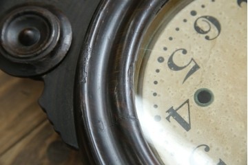 和製アンティーク　明治期より受け継がれた古い木味が魅力のだるま時計　(R-082044)