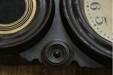 和製アンティーク　明治期より受け継がれた古い木味が魅力のだるま時計　(R-082044)