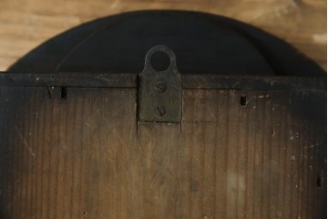 和製アンティーク　明治期より受け継がれた古い木味が魅力のだるま時計　(R-082044)