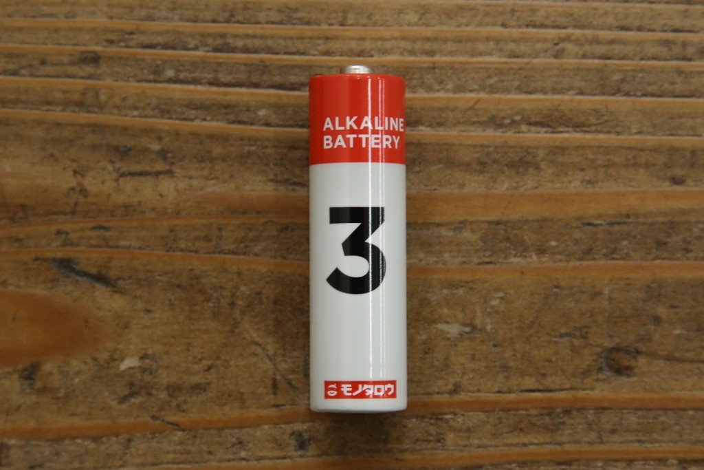 和製アンティーク　明治期より受け継がれた古い木味が魅力のだるま時計　(R-082044)