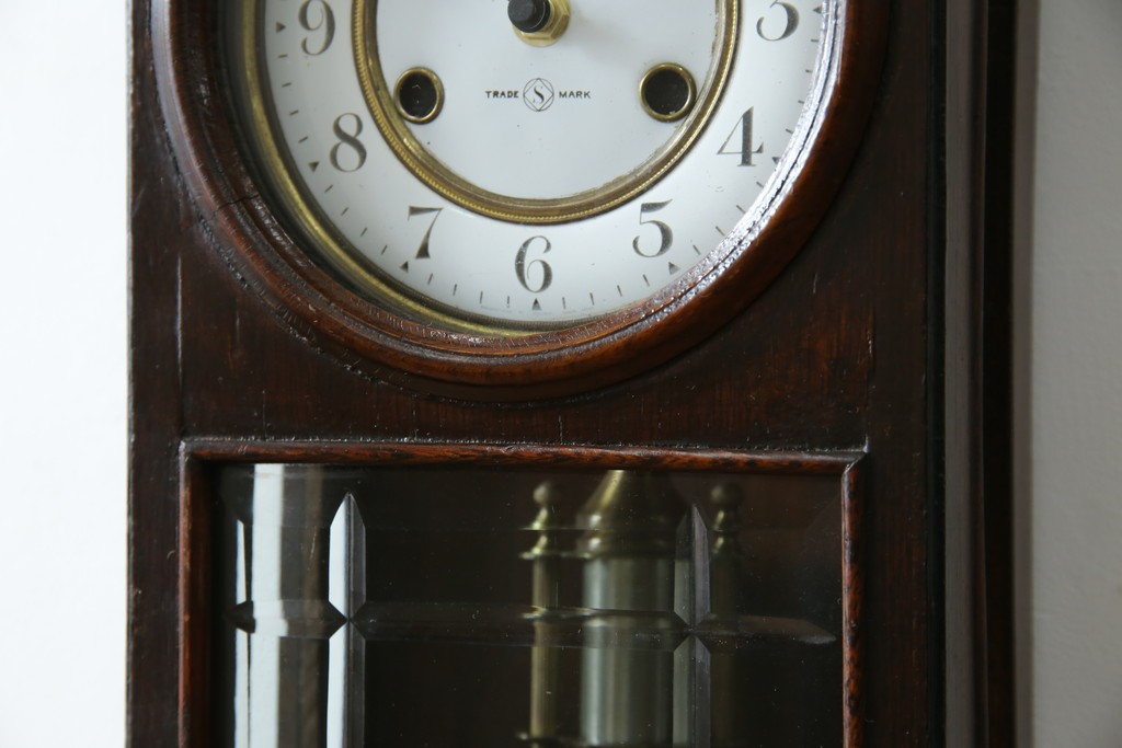 和製アンティーク TRADE(S)MARK クラシカルな雰囲気が素敵な筋ガラス入り柱時計　(R-082046)