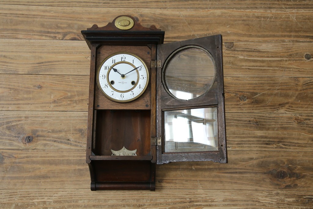 和製アンティーク TRADE(S)MARK クラシカルな雰囲気が素敵な筋ガラス入り柱時計　(R-082046)