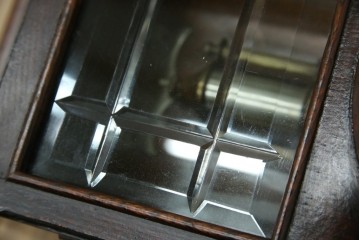 和製アンティーク TRADE(S)MARK クラシカルな雰囲気が素敵な筋ガラス入り柱時計　(R-082046)