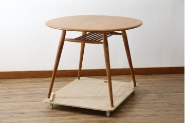 イギリスビンテージ　激レア　希少モデル　ERCOL(アーコール)　ナチュラルな木の風合いが魅力的なマガジンラック付きラウンドテーブル(丸テーブル、2人掛けダイニングテーブル、北欧、英国、ヴィンテージ)(R-082053)