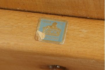 イギリスビンテージ　激レア　希少モデル　ERCOL(アーコール)　ナチュラルな木の風合いが魅力的なマガジンラック付きラウンドテーブル(丸テーブル、2人掛けダイニングテーブル、北欧、英国、ヴィンテージ)(R-082053)