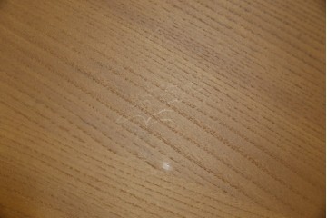 イギリスビンテージ　激レア　希少モデル　ERCOL(アーコール)　ナチュラルな木の風合いが魅力的なマガジンラック付きラウンドテーブル　(R-082053)