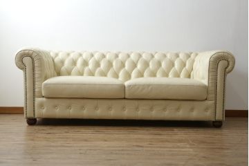 中古　超美品　ほぼ新品　入手困難商品　SUNTON(サントン)社　Huntington(ハンティントン)シリーズ　本革(レザー)　上質な空間づくりに取り入れたいチェスターフィールドソファ(2P、2.5P、3P、2人掛け、2.5人掛け、3人掛け)(R-082054)