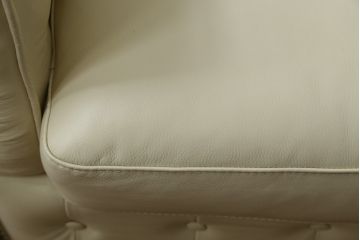 中古　超美品　ほぼ新品　入手困難商品　SUNTON(サントン)社　Huntington(ハンティントン)シリーズ　本革(レザー)　上質な空間づくりに取り入れたいチェスターフィールドソファ(2P、2.5P、3P、2人掛け、2.5人掛け、3人掛け)(R-082054)