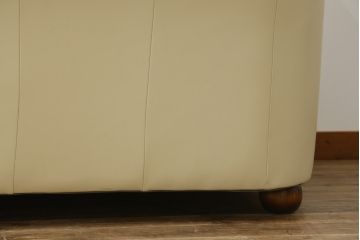 中古　超美品　ほぼ新品　入手困難商品　SUNTON(サントン)社　Huntington(ハンティントン)シリーズ　本革(レザー)　上質な空間づくりに取り入れたいチェスターフィールドソファ(2P、2.5P、3P、2人掛け、2.5人掛け、3人掛け)(R-082054)