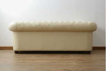 中古　超美品　ほぼ新品　入手困難商品　SUNTON(サントン)社　Huntington(ハンティントン)シリーズ　本革(レザー)　上質な空間づくりに取り入れたいチェスターフィールドソファ(2P、2.5P、3P、2人掛け、2.5人掛け、3人掛け)(R-082055)