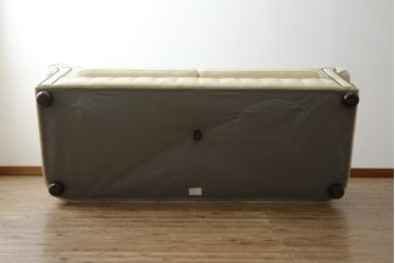 中古　超美品　ほぼ新品　入手困難商品　SUNTON(サントン)社　Huntington(ハンティントン)シリーズ　本革(レザー)　上質な空間づくりに取り入れたいチェスターフィールドソファ(2P、2.5P、3P、2人掛け、2.5人掛け、3人掛け)(R-082055)