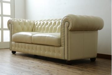 中古　超美品　ほぼ新品　入手困難商品　SUNTON(サントン)社　Huntington(ハンティントン)シリーズ　本革(レザー)　上質な空間づくりに取り入れたいチェスターフィールドソファ(2P、2.5P、3P、2人掛け、2.5人掛け、3人掛け)(R-082055)