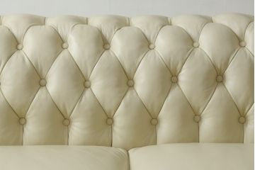 中古　超美品　ほぼ新品　入手困難商品　SUNTON(サントン)社　Huntington(ハンティントン)シリーズ　本革(レザー)　上質な空間づくりに取り入れたいチェスターフィールドソファ(2P、2.5P、3P、2人掛け、2.5人掛け、3人掛け)(R-082056)