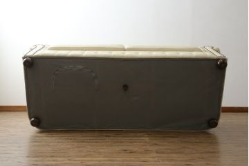 中古　超美品　ほぼ新品　入手困難商品　SUNTON(サントン)社　Huntington(ハンティントン)シリーズ　本革(レザー)　上質な空間づくりに取り入れたいチェスターフィールドソファ(2P、2.5P、3P、2人掛け、2.5人掛け、3人掛け)(R-082056)