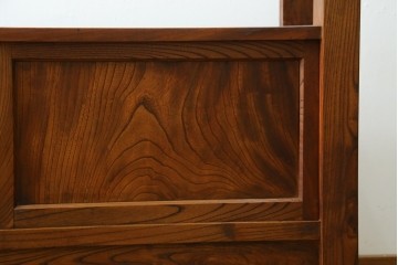和製アンティーク　和の空間演出にぴったりな三方欅(ケヤキ)材の置き床　(R-082058)